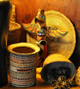 the-george-johnson-house totem1)